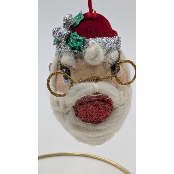 Katherine’s Collection Kissing Santa Fish Ornament Glitter Yarn Beard Retro - Picture 2 of 7